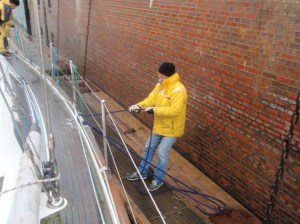 Fortøjning i slusen